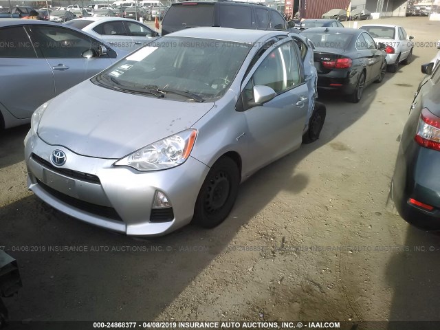 JTDKDTB37E1073115 - 2014 TOYOTA PRIUS C SILVER photo 2