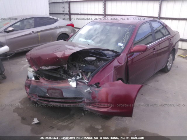 4T1BE32K13U256828 - 2003 TOYOTA CAMRY LE/XLE/SE MAROON photo 2