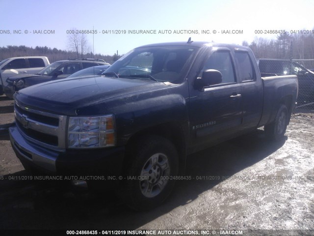 2GCEK29J291111299 - 2009 CHEVROLET SILVERADO K1500 LT BLACK photo 2