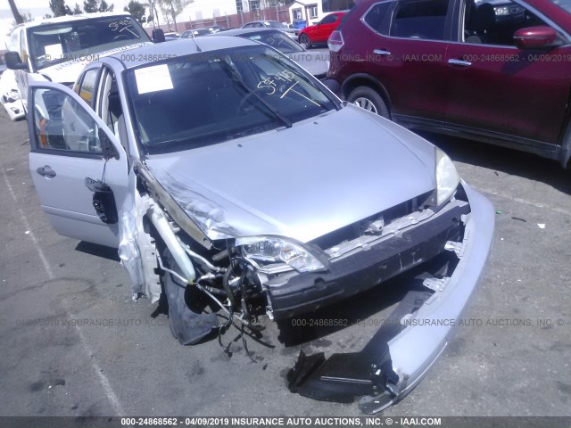 1FAFP34NX7W336958 - 2007 FORD FOCUS ZX4/S/SE/SES SILVER photo 6