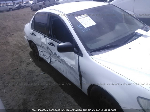 JA3AJ26E12U073324 - 2002 MITSUBISHI LANCER ES WHITE photo 6