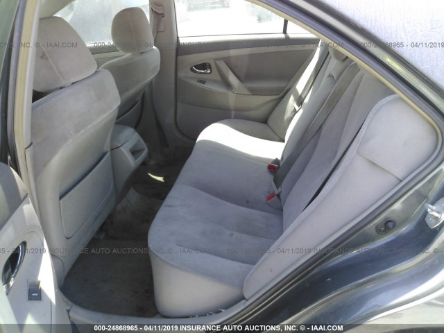 4T1BF3EK7BU168647 - 2011 TOYOTA CAMRY SE/LE/XLE GRAY photo 8