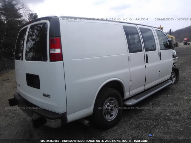 1GTW7AFG8J1903167 - 2018 GMC SAVANA G2500 WHITE photo 4