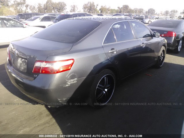4T1BE46KX7U169404 - 2007 TOYOTA CAMRY NEW GENERAT CE/LE/XLE/SE GRAY photo 4