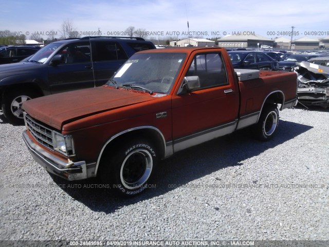1GCCS14R5G2134216 - 1986 CHEVROLET S TRUCK S10 RED photo 2