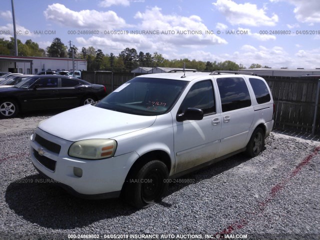 1GNDV23L75D291639 - 2005 CHEVROLET UPLANDER LS WHITE photo 2