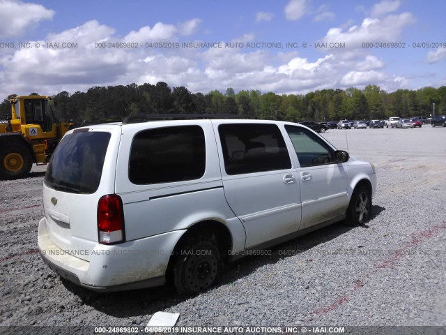 1GNDV23L75D291639 - 2005 CHEVROLET UPLANDER LS WHITE photo 4