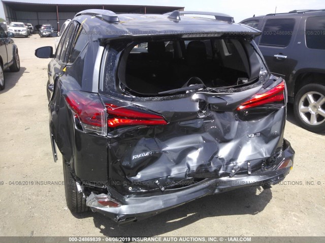 JTMWFREVXJJ210389 - 2018 TOYOTA RAV4 ADVENTURE/XLE 灰色 照片 6