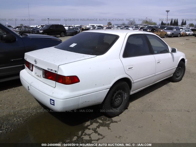 JT2BG22K810573172 - 2001 TOYOTA CAMRY CE/LE/XLE WHITE photo 4