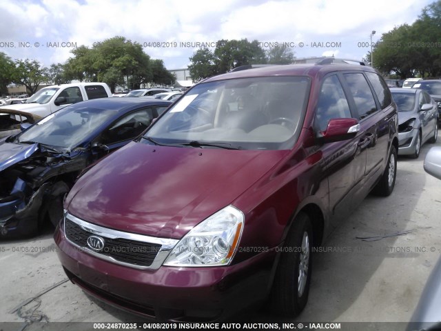 KNDMG4C79C6427871 - 2012 KIA SEDONA LX MAROON photo 2