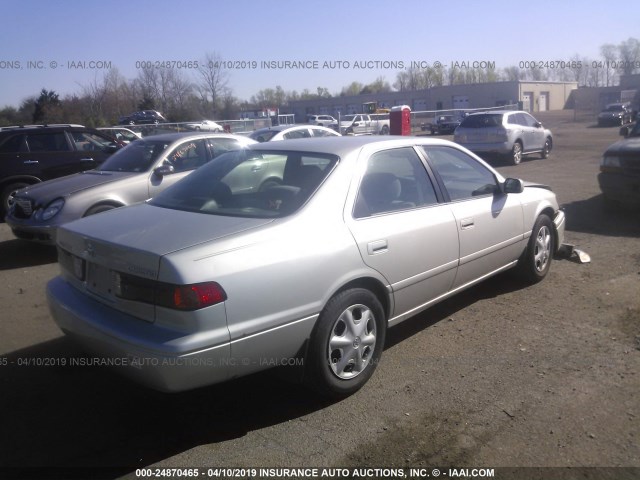 4T1BG22K61U037512 - 2001 TOYOTA CAMRY CE/LE/XLE SILVER photo 4