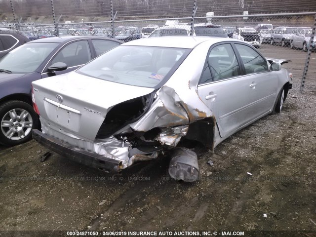 4T1BE32K94U288945 - 2004 TOYOTA CAMRY LE/XLE/SE SILVER photo 3