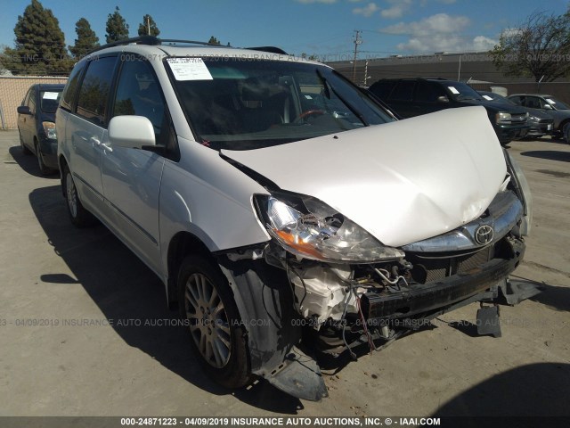 5TDBK22C08S020716 - 2008 TOYOTA SIENNA XLE/XLE LIMITED WHITE photo 1