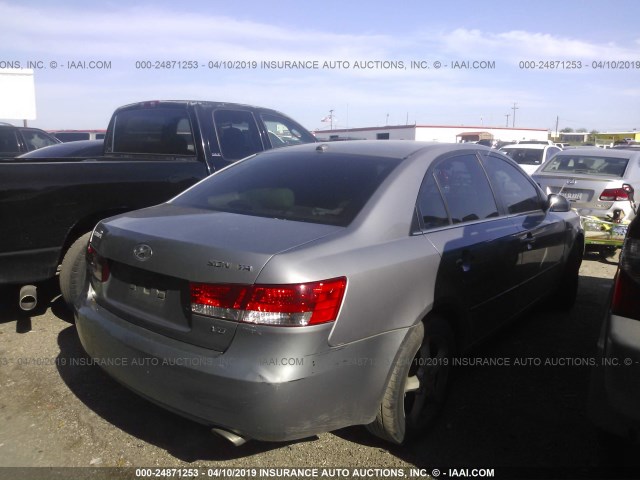 5NPEU46F17H259218 - 2007 HYUNDAI SONATA SE/LIMITED SILVER photo 4