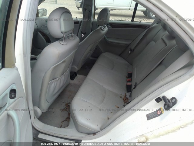 WDBRF61J22F233344 - 2002 MERCEDES-BENZ C 240 WHITE photo 8