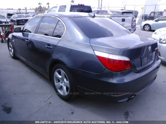 WBANW13598CZ75637 - 2008 BMW 535 I GRAY photo 3