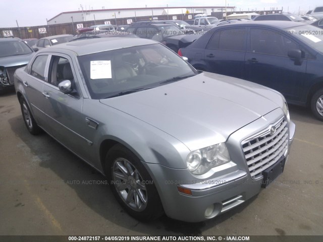 2C3JA63H65H121323 - 2005 CHRYSLER 300C SILVER photo 1