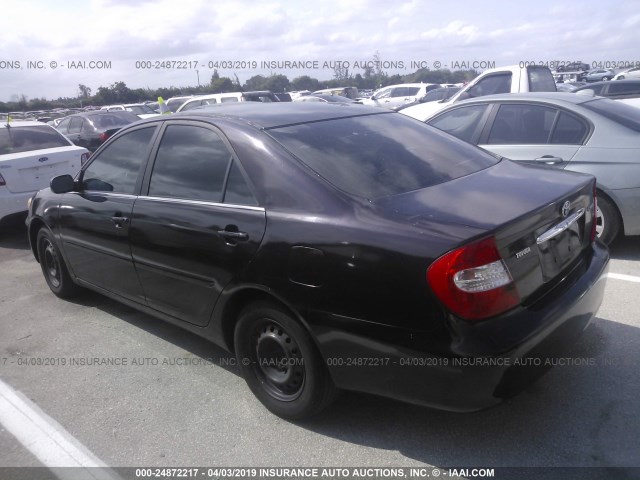 JTDBE32K320008350 - 2002 TOYOTA CAMRY LE/XLE/SE BROWN photo 3