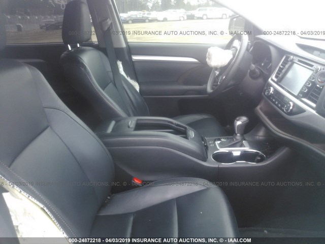 5TDKKRFH0ES029863 - 2014 TOYOTA HIGHLANDER XLE თეთრი ფოტო 5