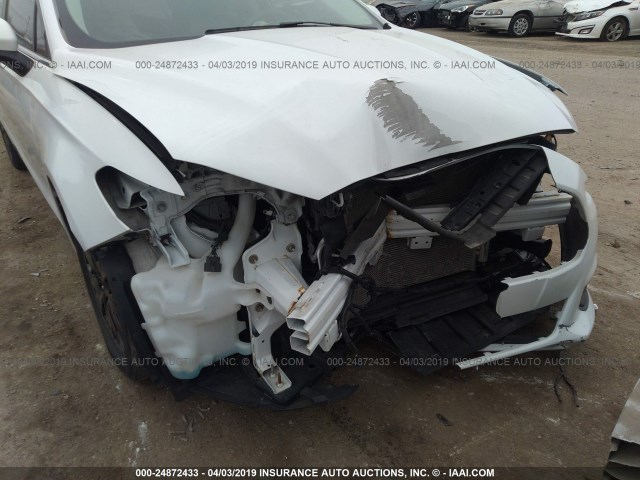 1FA6P0G76E5350564 - 2014 FORD FUSION S WHITE photo 6