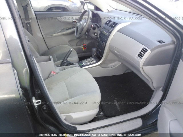 1NXBU4EE0AZ271574 - 2010 TOYOTA COROLLA S/LE/XLE GRAY photo 5