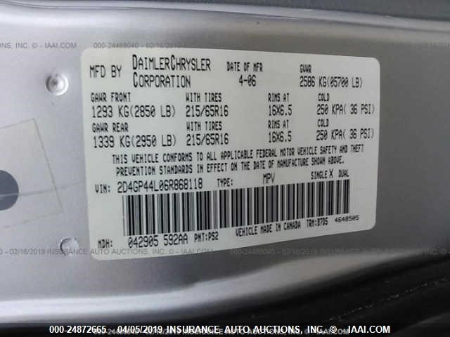 2D4GP44L06R868118 - 2006 DODGE GRAND CARAVAN SXT SILVER photo 9