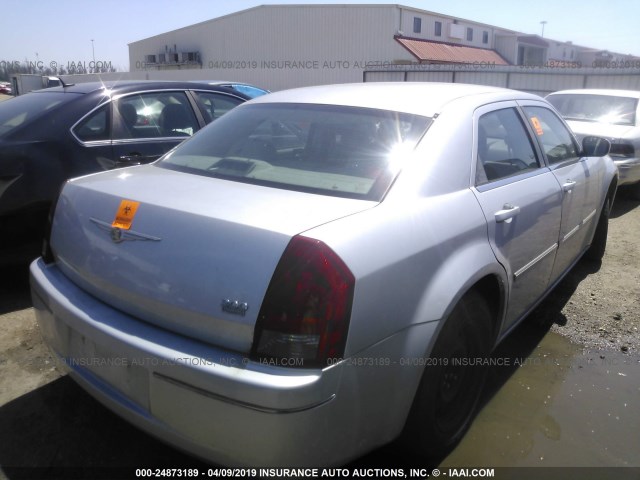 2C3KA53G57H737975 - 2007 CHRYSLER 300 TOURING SILVER photo 4