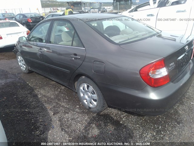 4T1BE32K23U730656 - 2003 TOYOTA CAMRY LE/XLE/SE BEIGE photo 3