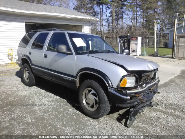 1GNDT13W5V2185535 - 1997 CHEVROLET BLAZER SILVER photo 1