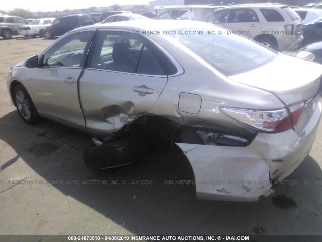 4T1BF1FK3GU203520 - 2016 TOYOTA CAMRY LE/XLE/SE/XSE 香槟色 照片 6