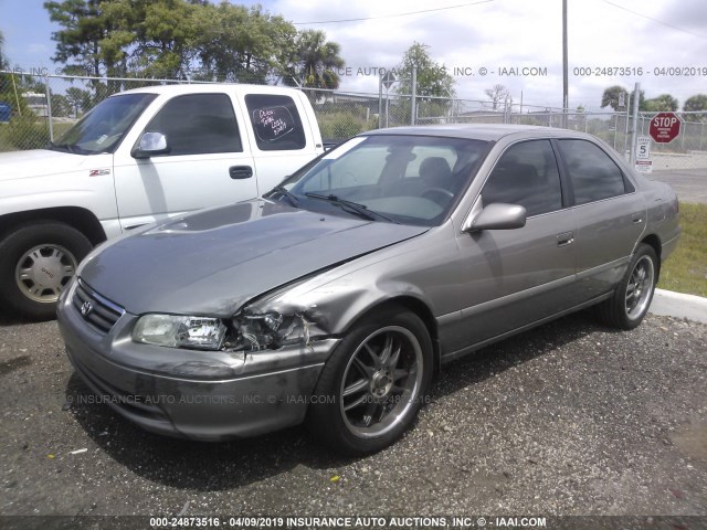 4T1BG22K2YU688081 - 2000 TOYOTA CAMRY CE/LE/XLE 棕色 照片 2