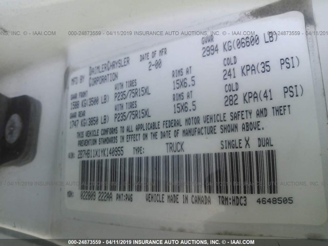 2B7HB11X1YK140955 - 2000 DODGE RAM VAN B1500 白色 照片 9
