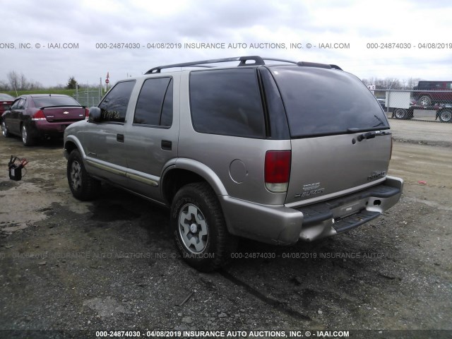 1GNDT13X23K134872 - 2003 CHEVROLET BLAZER TAN photo 3