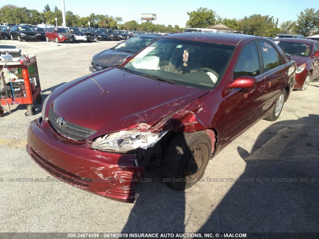 JTDBE32K030190252 - 2003 TOYOTA CAMRY LE/XLE Rot Foto 2