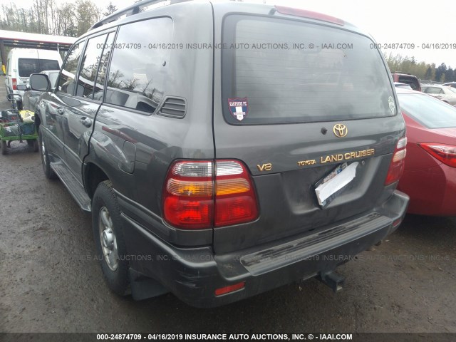 JT3HT05J7Y0105811 - 2000 TOYOTA LAND CRUISER  GRAY photo 3