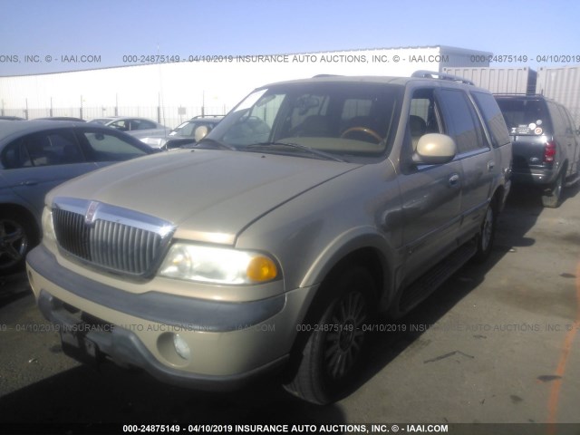 5LMRU27A0XLJ35096 - 1999 LINCOLN NAVIGATOR 金色 照片 2