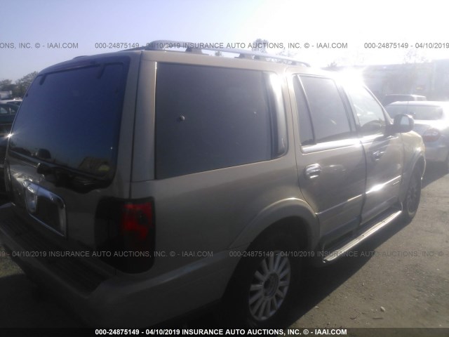 5LMRU27A0XLJ35096 - 1999 LINCOLN NAVIGATOR 金色 照片 4