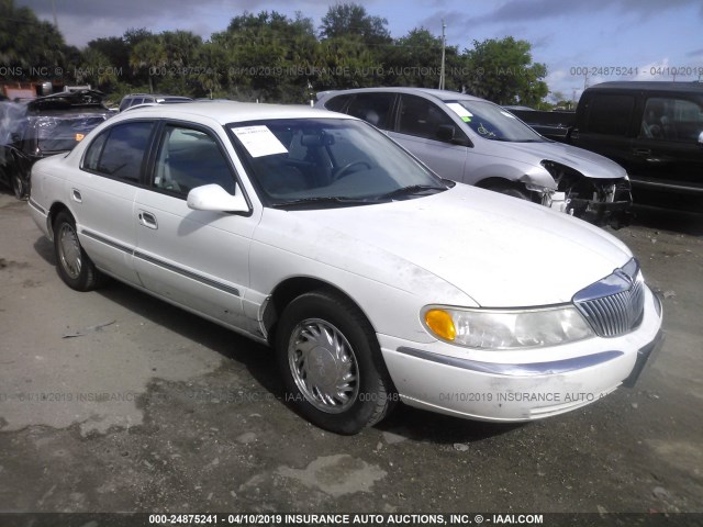 1LNFM97V0WY739492 - 1998 LINCOLN CONTINENTAL  WHITE photo 1