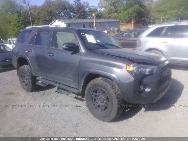 JTEBU5JR9J5568996 - 2018 TOYOTA 4RUNNER SR5 PREM/LTDL/TRAIL/TRD GRAY photo 1