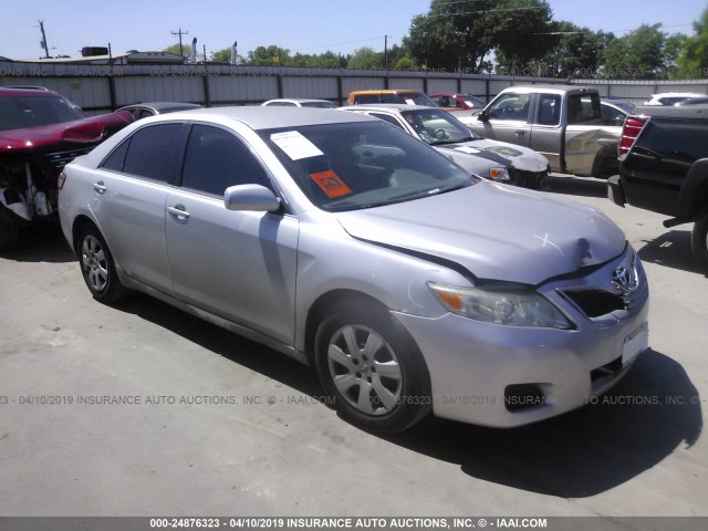 4T1BF3EK1BU191695 - 2011 TOYOTA CAMRY SE/LE/XLE SILVER photo 1