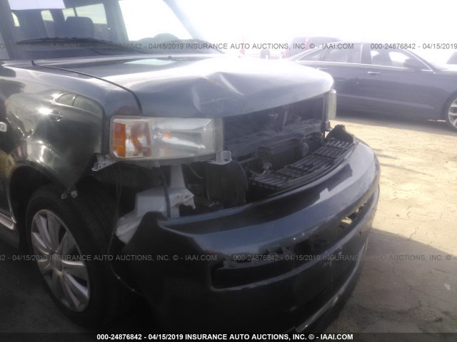 JTLKT334440137937 - 2004 TOYOTA SCION XB 灰色 照片 6