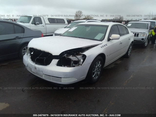 1G4HR57Y07U148620 - 2007 BUICK LUCERNE CXL WHITE photo 2