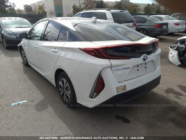 JTDKARFP8H3063856 - 2017 TOYOTA PRIUS PRIME  WHITE photo 3