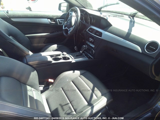 WDDGJ4HB1EG294716 - 2014 MERCEDES-BENZ C 250 GRAY photo 5