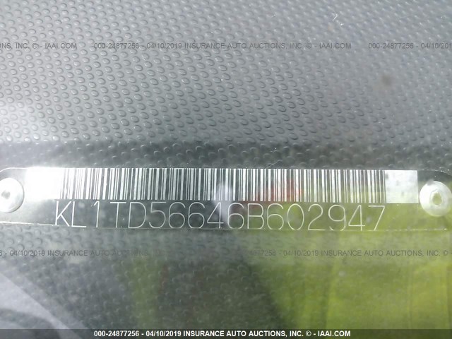 KL1TD56646B602947 - 2006 CHEVROLET AVEO LS GRAY photo 9