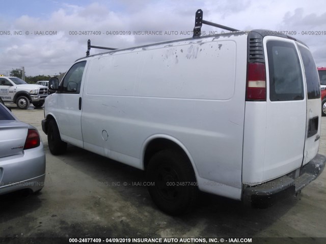 1GCFG15X431159832 - 2003 CHEVROLET EXPRESS G1500  WHITE photo 3