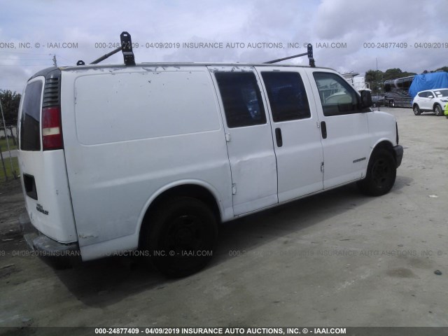 1GCFG15X431159832 - 2003 CHEVROLET EXPRESS G1500  WHITE photo 4