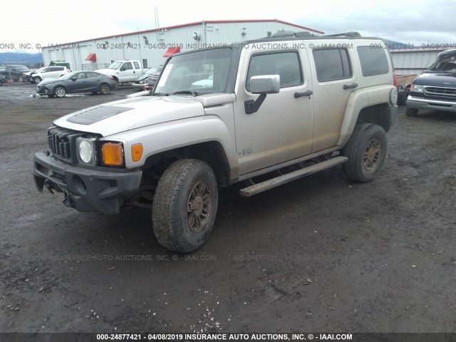 5GTDN136268103514 - 2006 HUMMER H3 GRAY photo 2