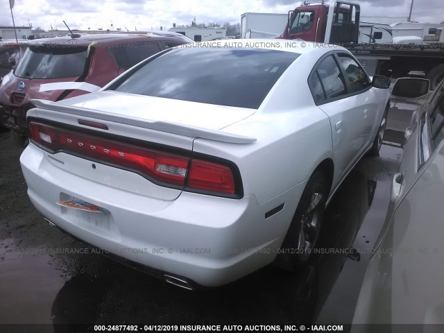 2C3CDXAT7DH693352 - 2013 DODGE CHARGER POLICE WHITE photo 4