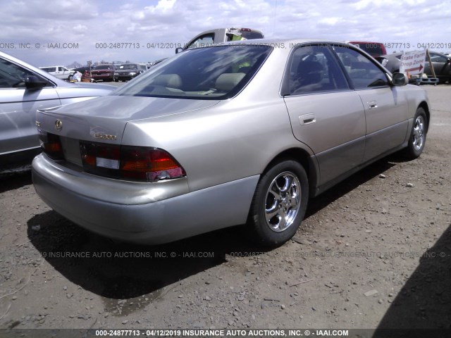 JT8BF22G3V0031312 - 1997 LEXUS ES 300 TAN photo 4